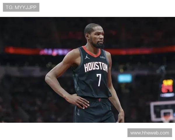 凯文杜兰特如何在NBA赛场上重塑自我与团队合作的传奇之路